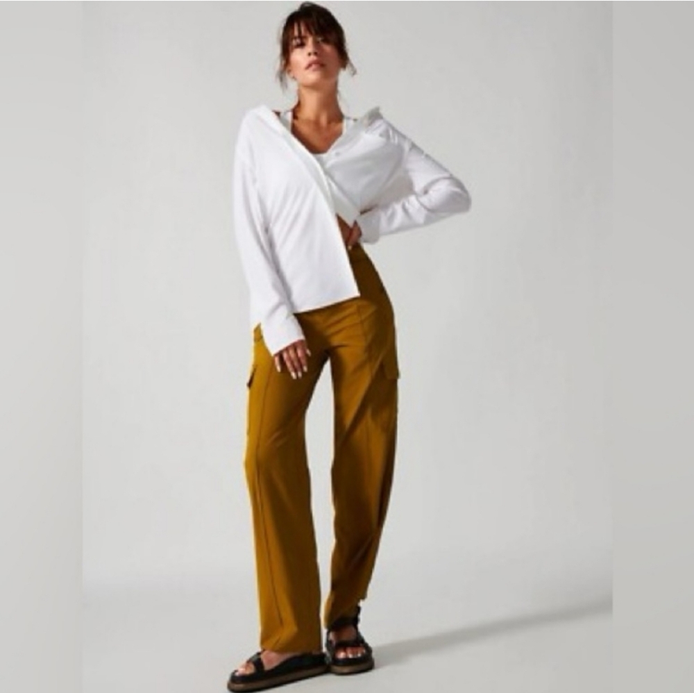 Athleta Vienna Cargo Pants In Olive Brown Size 2